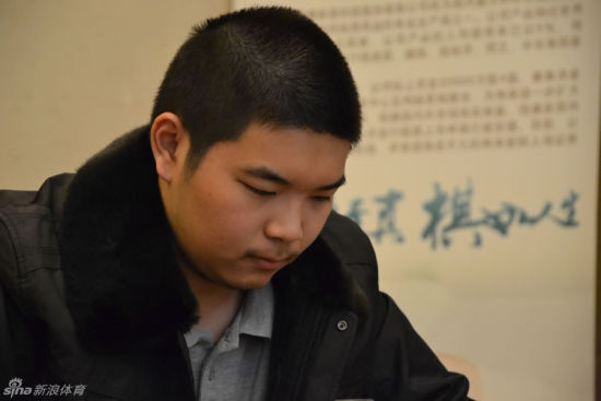 小将芈昱廷在比赛中