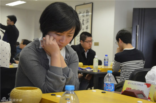 仇丹云在比赛中(新浪体育资料图)