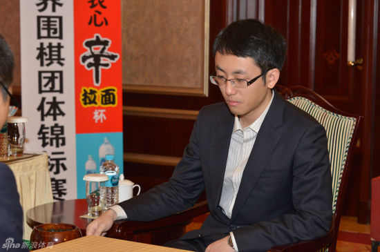 时越在比赛中(新浪体育资料图)