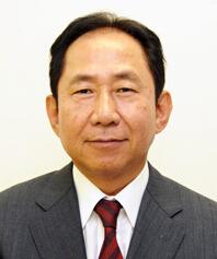 淡路修三(1949.8.13-),仍然现役